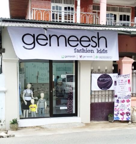 NOW OPEN !!
Gemeesh fashion kids banjarmasin !!
jl. Raya banjar indah no 65 rt 11 bjm,
(sblum pempek bnjr indah)