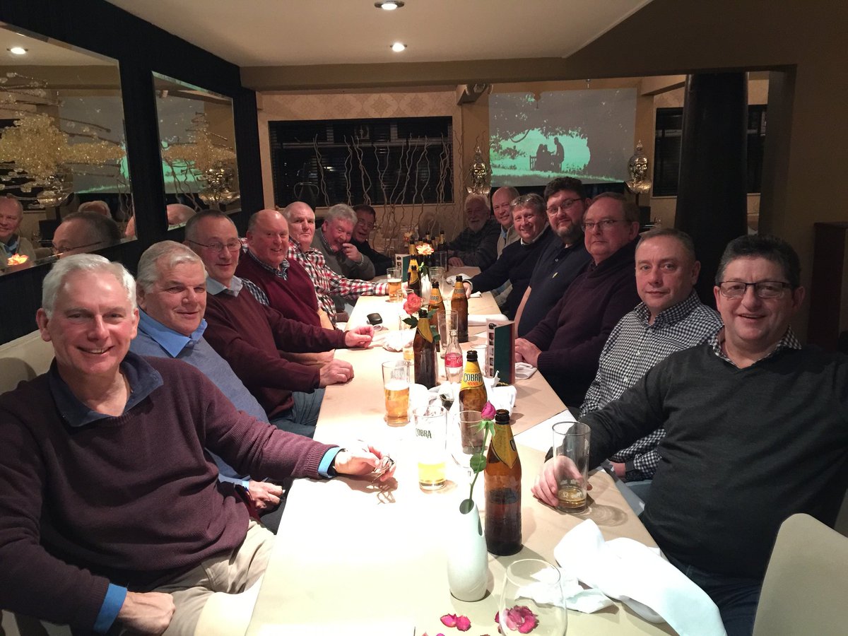 Corinthian4917's tweet photo. Some of our members recently enjoyed meeting some new candidates for a curry. Looking forward to 3 new initiations! https://t.co/kCFP2KWx3O