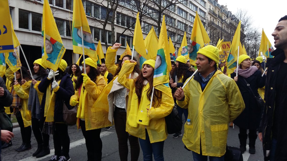 boghche's tweet photo. #No2Rohani #Paris manifestation #iran #Iraq #CampLiberty #Syria #Yemen #dkpol2015 #womensrights #StopExecutionsIran https://t.co/RkmXrzxPXZ