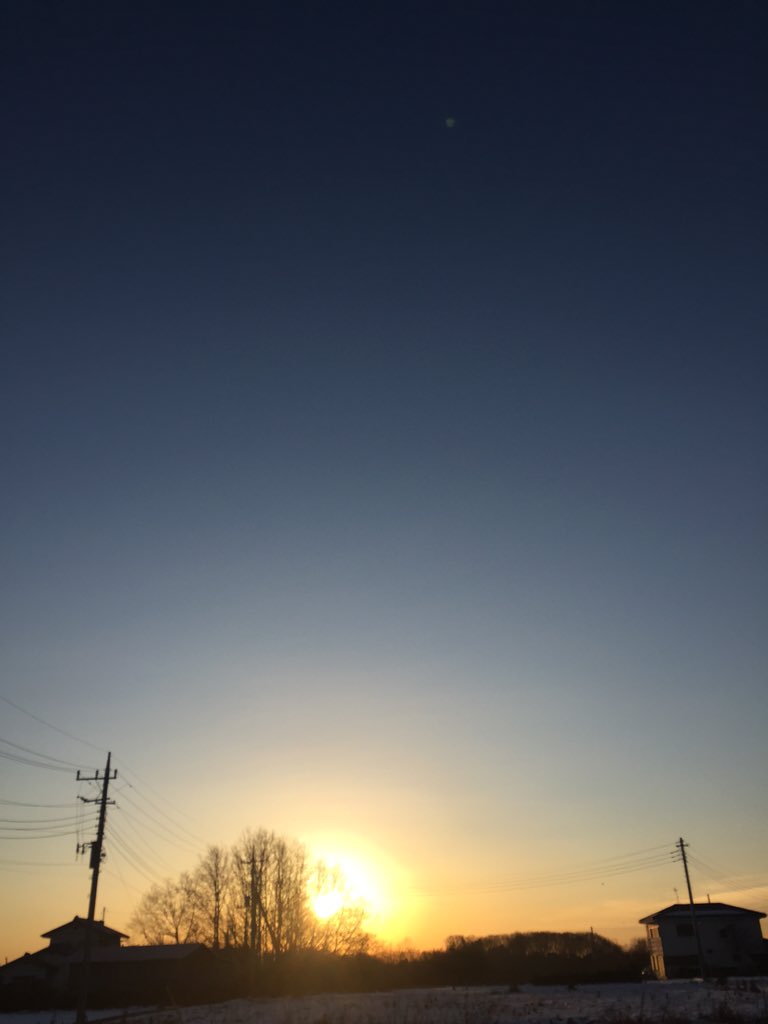 asitanodeai's tweet photo. そら

素直に自分の弱さに
気がつけば
いいのに
素直に自分の嫌な所を
認めれば
いいのに
たくさんの事を
繰り返して
進めなくなってしまう
どうしてだろう
上手く出来ないのは
次こそは
上手に出来るかな
そう
願いたいな https://t.co/NO64IErBd6