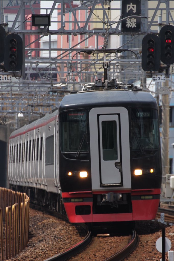 名鉄1700系旧塗装のベストショットを貼る