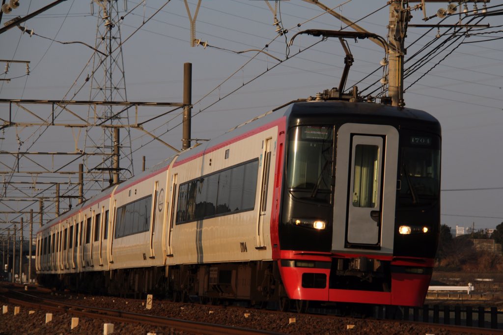 名鉄1700系旧塗装のベストショットを貼る