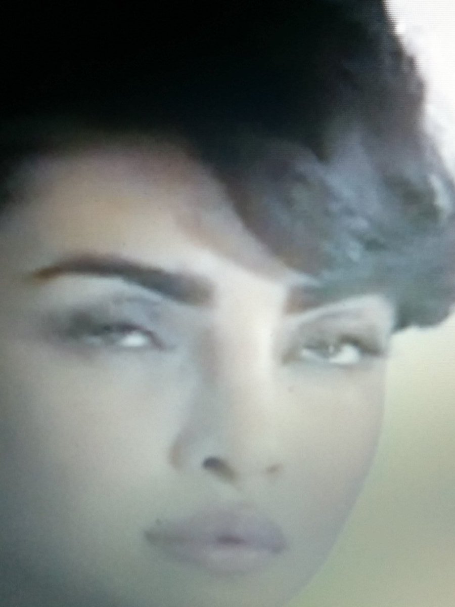 michaelfjohns1's tweet image. When you know shits about to get hard #PriyankaChopra  #Quantico