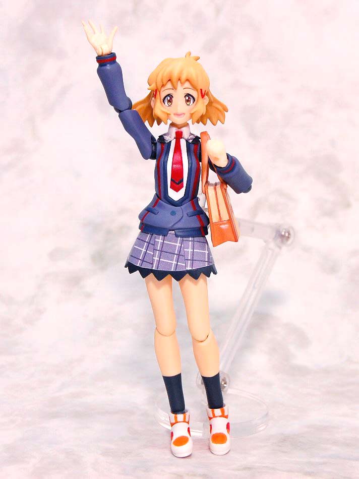 戦姫絶唱シンフォギアGより【figma 立花響 冬制服Ver.】新作。 肌紺紫