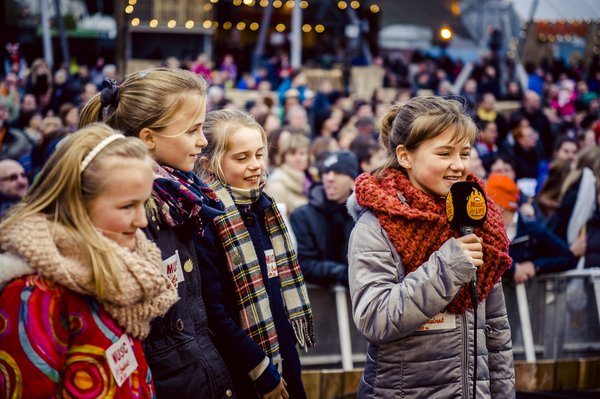 BednetBE's tweet photo. Tijdens .@DeWarmsteWeek @stubru zamelden jullie 96.600€ in @BednetBE! Bedankt #MFL2015, organisatoren en schenkers ! https://t.co/BY8xbHT26V