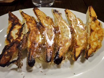 餃子と麺 いせのじょう 札幌ラーメン Com