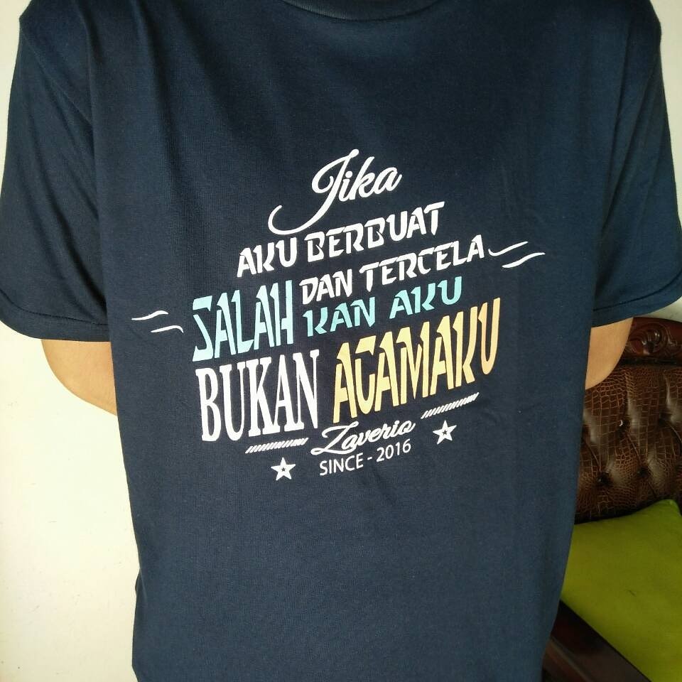 Grab it fast!!! @Zaverio_
Thsirt cotton combad 24s warna biru dongkar Sisa Size S.M.L CESSS
IDR. 80K
CP: 5A6DA5E8