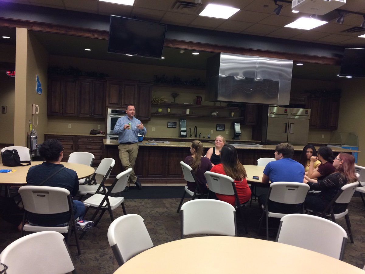 828Deb's tweet image. ProStart students having a discussion with R and D personal from Blue Bunny.