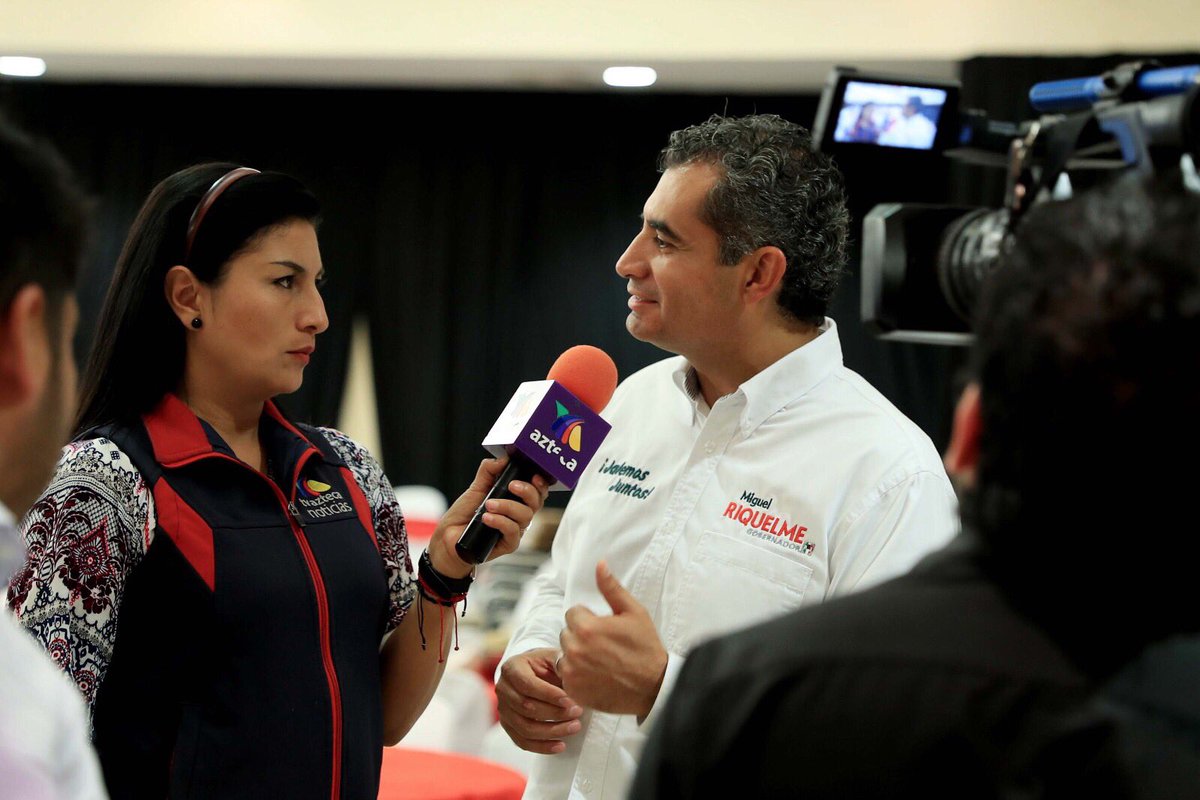 ireneazteca's tweet photo. En una interesante entrevista exclusiva con @EnriqueOchoaR para @INFO7COAHUILA. Mañana la información completa. https://t.co/ulPc8j9UCR