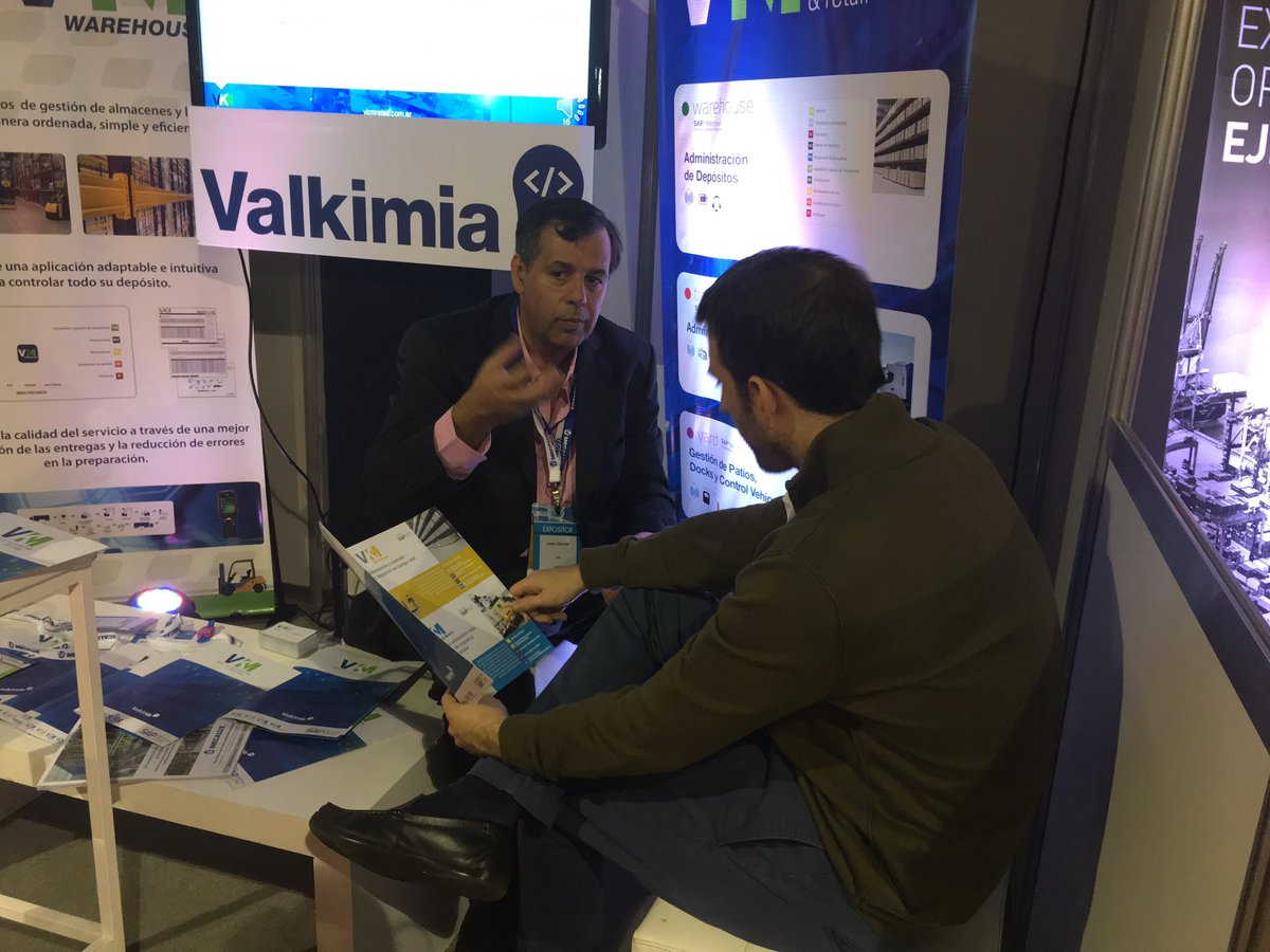 SIML2017's tweet image. Un poco de Networking en el corte #SIML2017