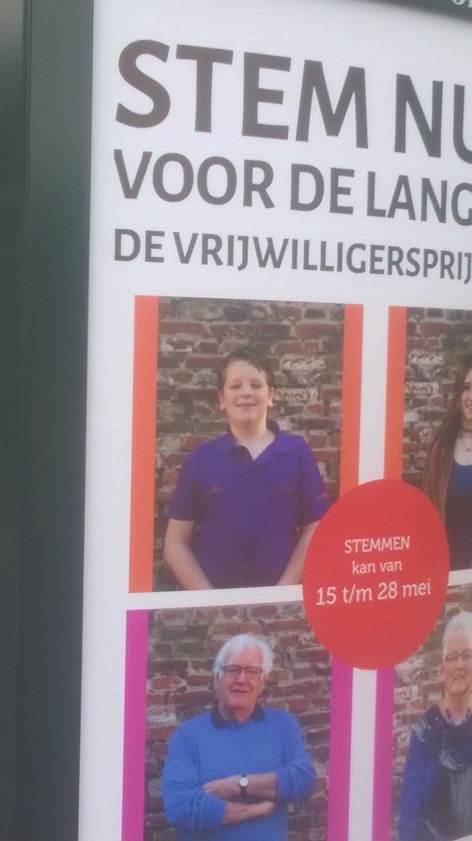 Vandaag langs de weg in Middelburg zie ik een foto van onze Pim. Wat leuk!! #langejanawards #SamenVrijwillig