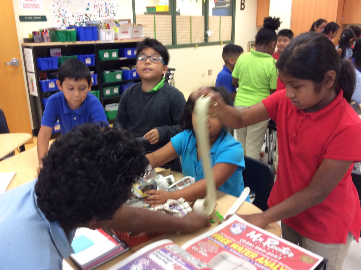 grade2pse's tweet photo. Working on our science fair projects! Come see them May 25th at 5-7! @ParksideProud #ccpssuccess https://t.co/UewXn7J0am