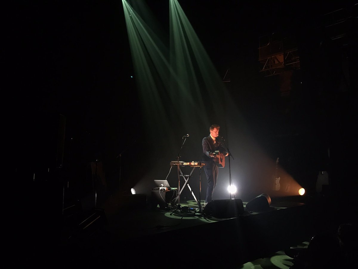 columbia_fr's tweet photo. Ce soir @nouveaunord jouait au @Cafedeladanse ! #ElleVoudrait 🎶🎶 https://t.co/oRFflgTg8K