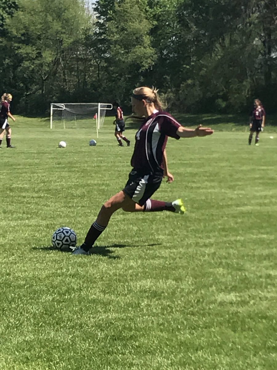 HCMSmaroons's tweet image. HCMS gearing up for their last game. @HCMSmaroons