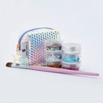 bettys_birds's tweet photo. #Glitter makes you fitter!!! πβ¨π #ShineShack now available to buy on our #shop ! https://t.co/dRpgYtwPny π #bettysbirds #glitterpots https://t.co/ZV5tAz18aU