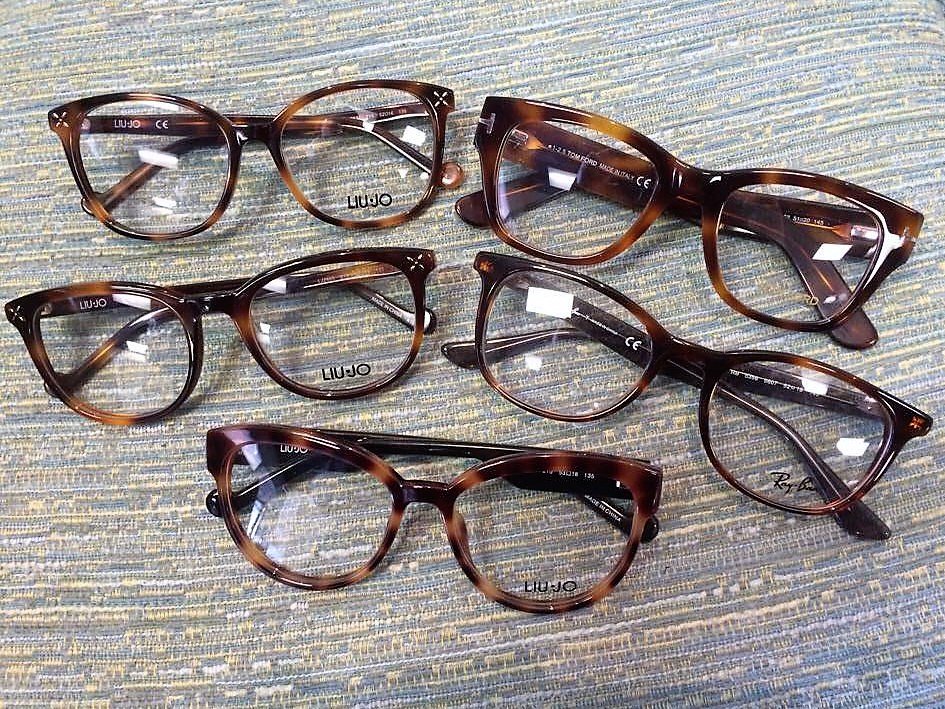 theeyeshoppe's tweet image. Love the #tortoiseshell look? We have a great selection of #tortoiseshellframes to choose from! Come check them out! #eyerockglasses