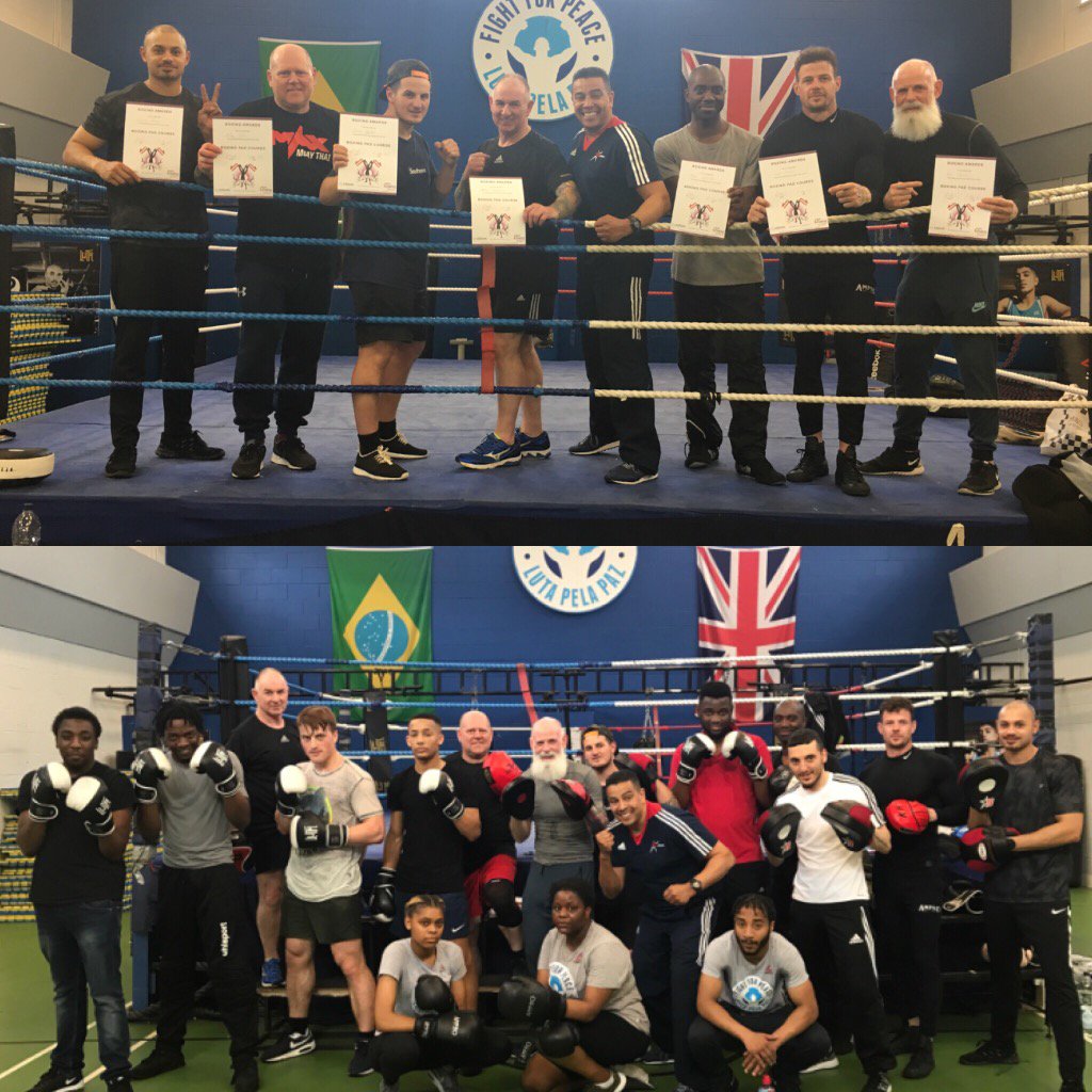 BoxingAwards's tweet image. #Boxingawards #padworkcourse @fightforpeace Book on boxingawards.co.uk click Course Dates c u on a course 👊🏾💥