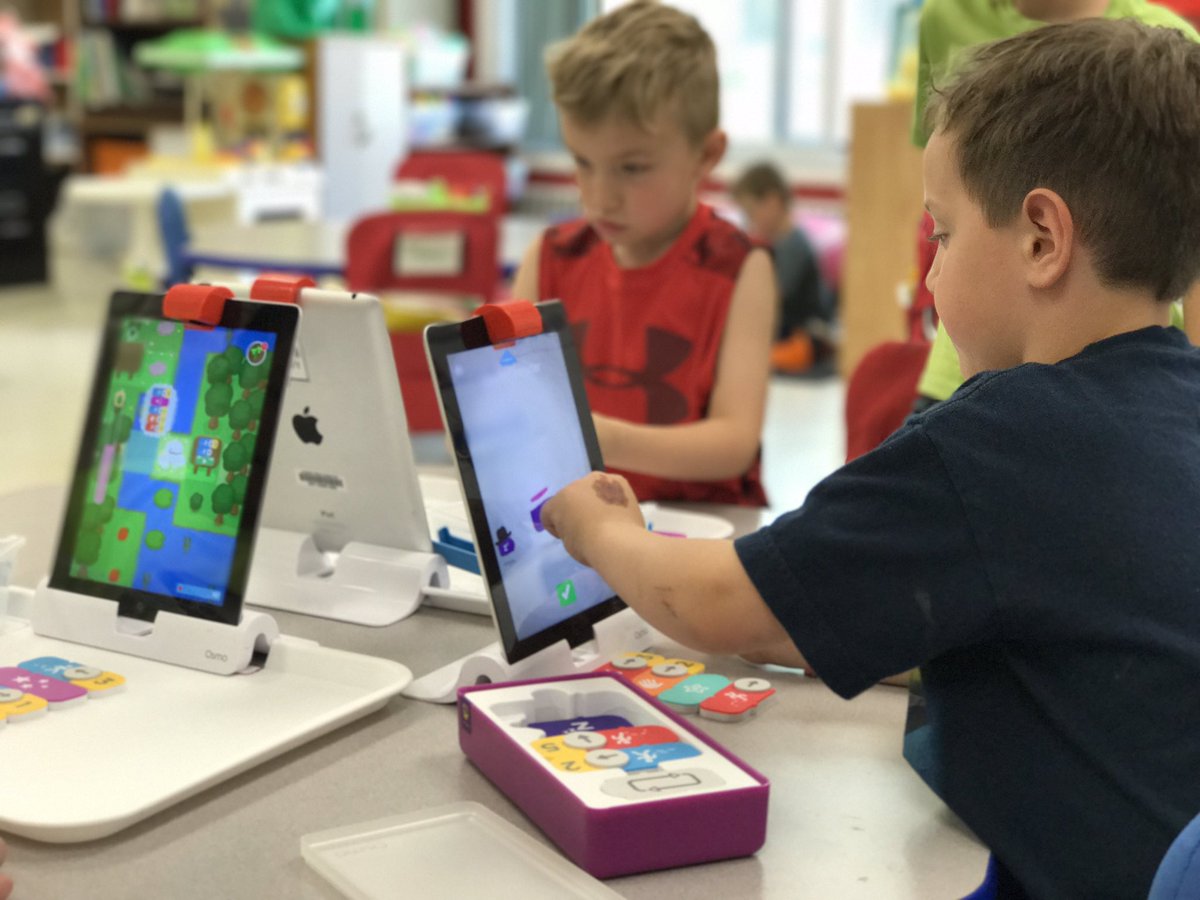 cheekmw16's tweet image. @KrohnEdu #CodingwithAbbie and #CodingJam by @PlayOsmo doing what many have tried before them...make coding COOL! #celebratinglearnersatJC