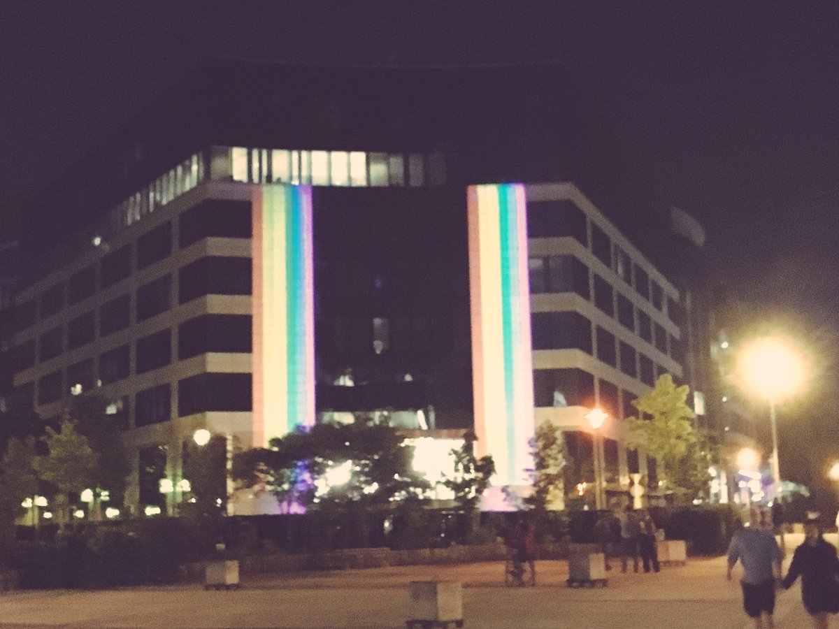 QueerStagiaires's tweet photo. The European External Action Service, #EEAS is in #rainbow colours for #IDAHOT2017. @eu_eeas #BrusselsPride #proudEUtrainees #EUatPride https://t.co/YRZZeSByMt
