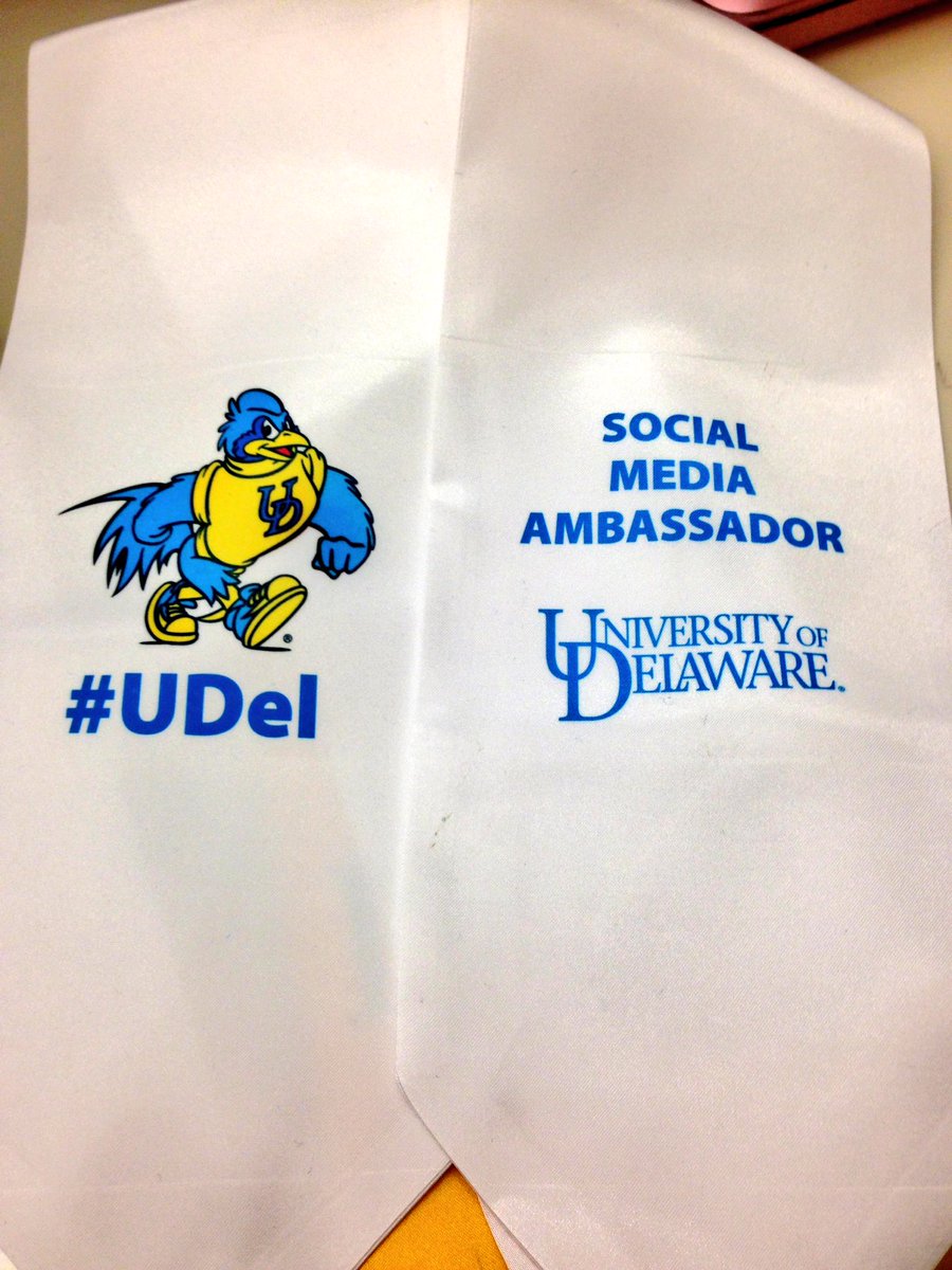 BlueHenRichard's tweet photo. #shook that we got #UDSMA stoles !! Best surprise all day 💙💛 thanks @NortonHolly #UDGrad2017 https://t.co/J5WvwYF5l9