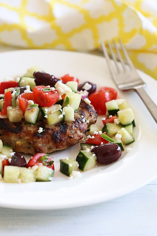 sousvideguys's tweet photo. Naked Greek Feta-Zucchini Turkey Burgers https://t.co/00ZxeiUwYT https://t.co/vGnyjiDFnI