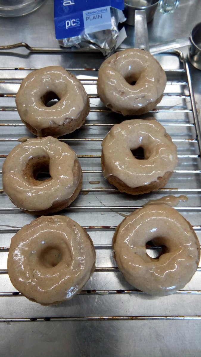 mbdiner's tweet photo. Trying out donut recipes. This one is a cinnamon donut with cream cheese glaze. #Colchester #BTVbreakfast #BTV https://t.co/uuqpIgVNSX