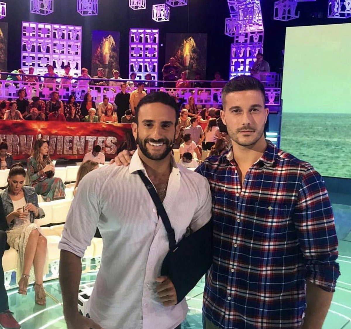 DavidNovoa_'s tweet image. En el Debate de @Supervivientes  con el ganador @EliadCohen1  ❤️