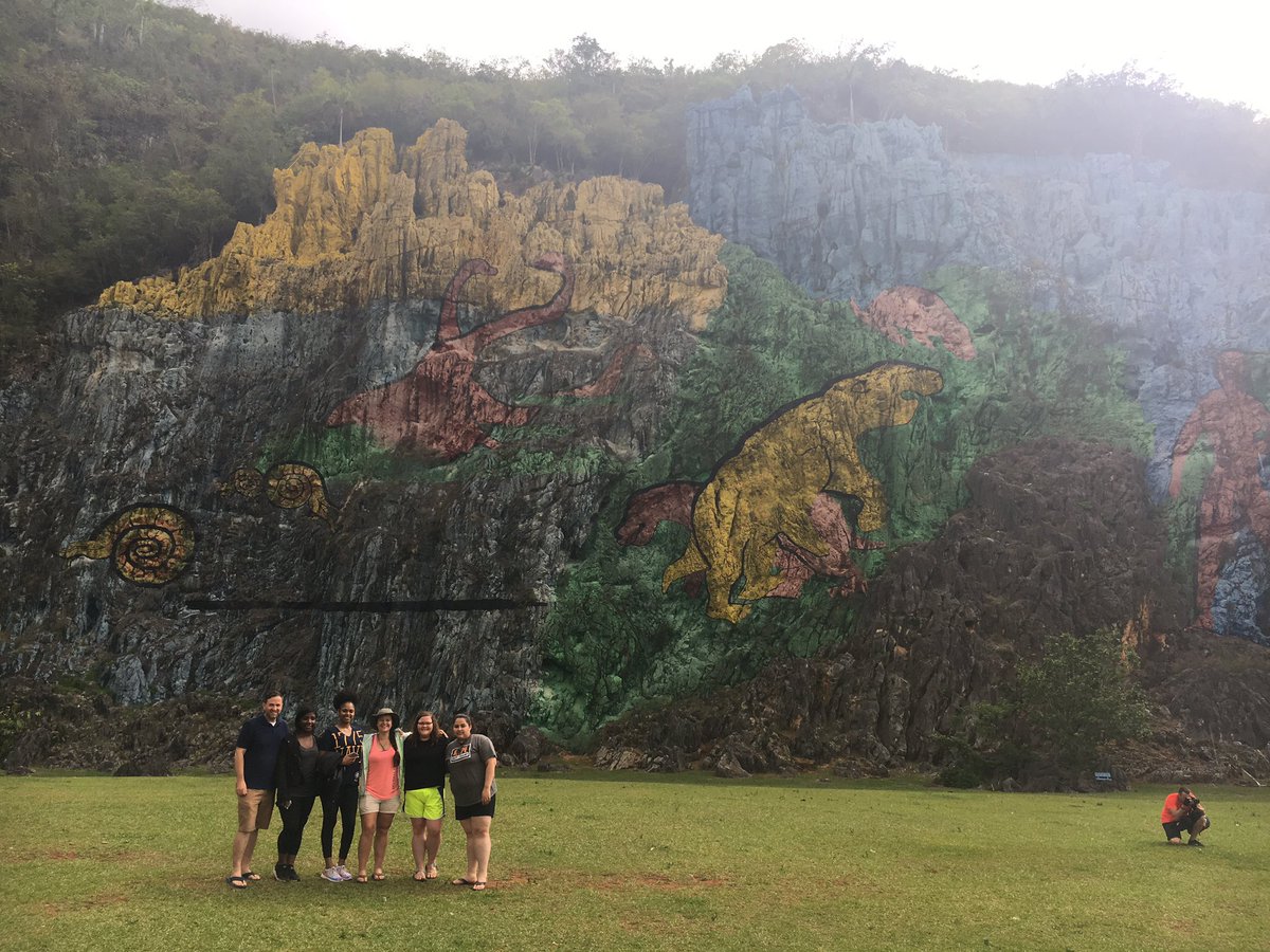 ArielBBlanton's tweet photo. Clayton State Biology students enjoying study abroad in Cuba! @ClaytonState @CSUBiologyDept https://t.co/FPgWTR7j8o