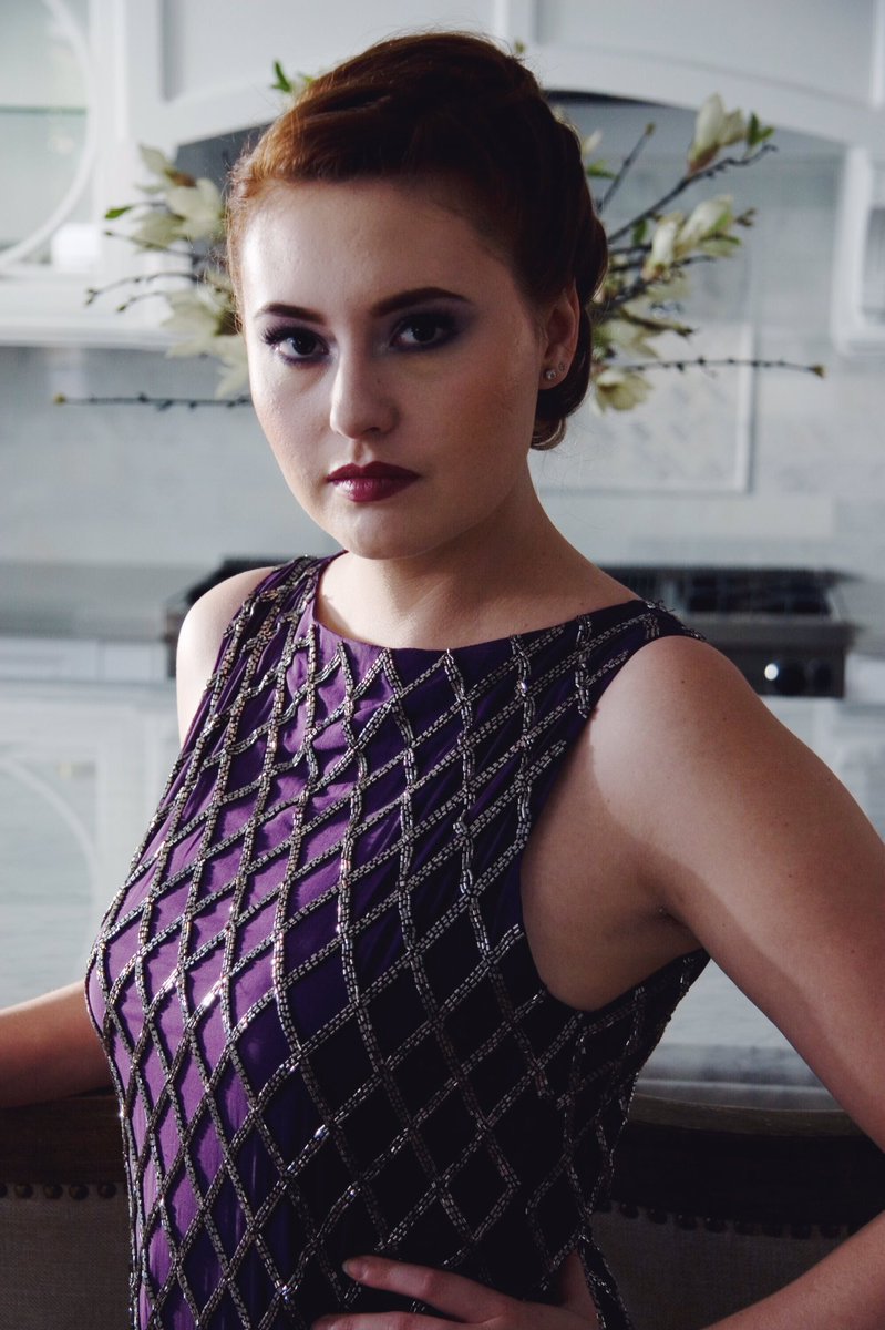 jillianclare's tweet photo. Tomorrow, tomorrow, Ily, tomorrow! @LOTLSERIES1 premieres tomorrow on @amazonvideo! &amp;get the deets on this look at @TWonderlandBlog! #LOTL https://t.co/gdPnxMjXUS