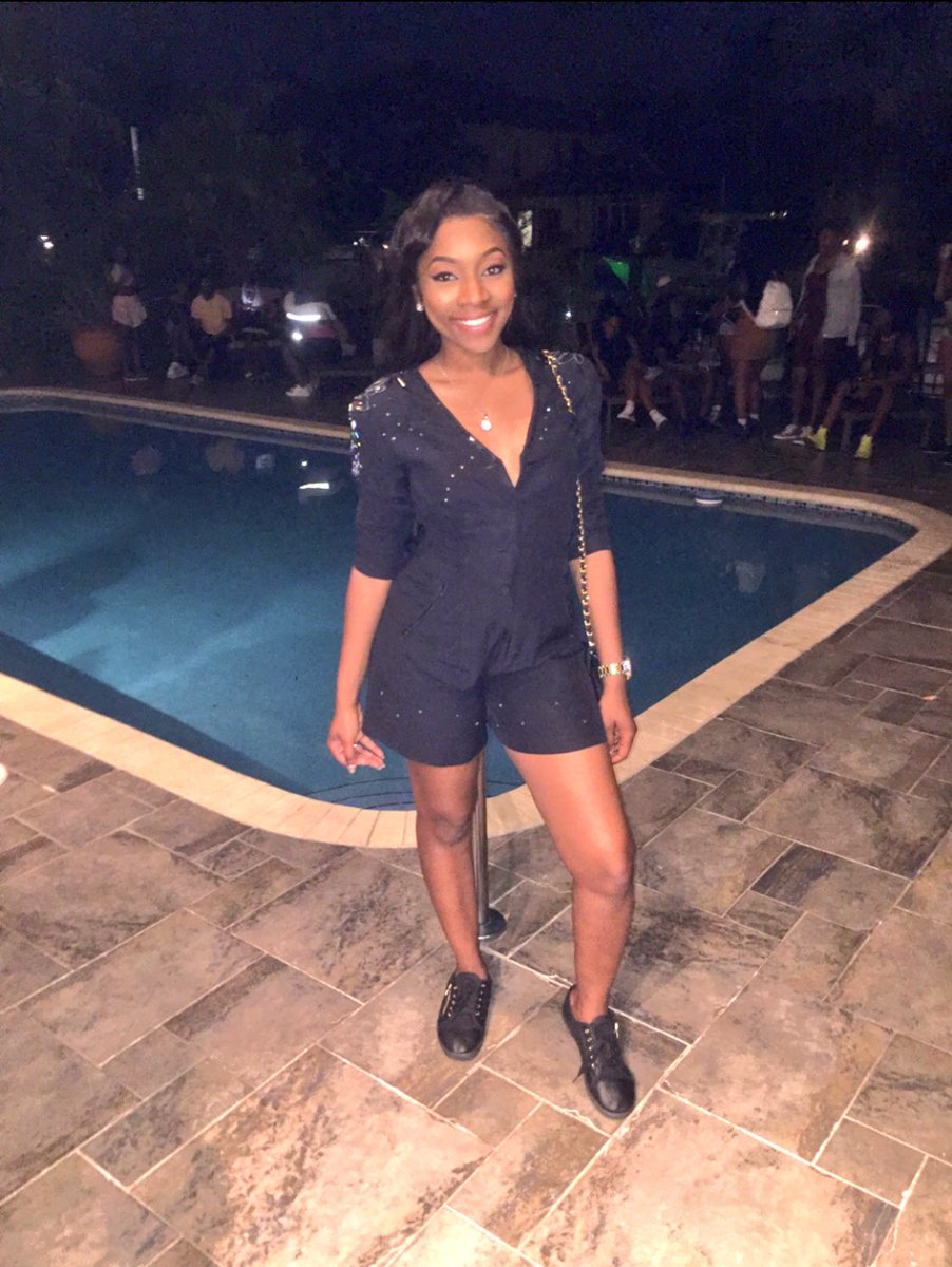 destiyanabadd's tweet photo. I'm infatuated with shining
Give you motivation at its finest✨ #PromAfterParty https://t.co/yb1WrZcf4p