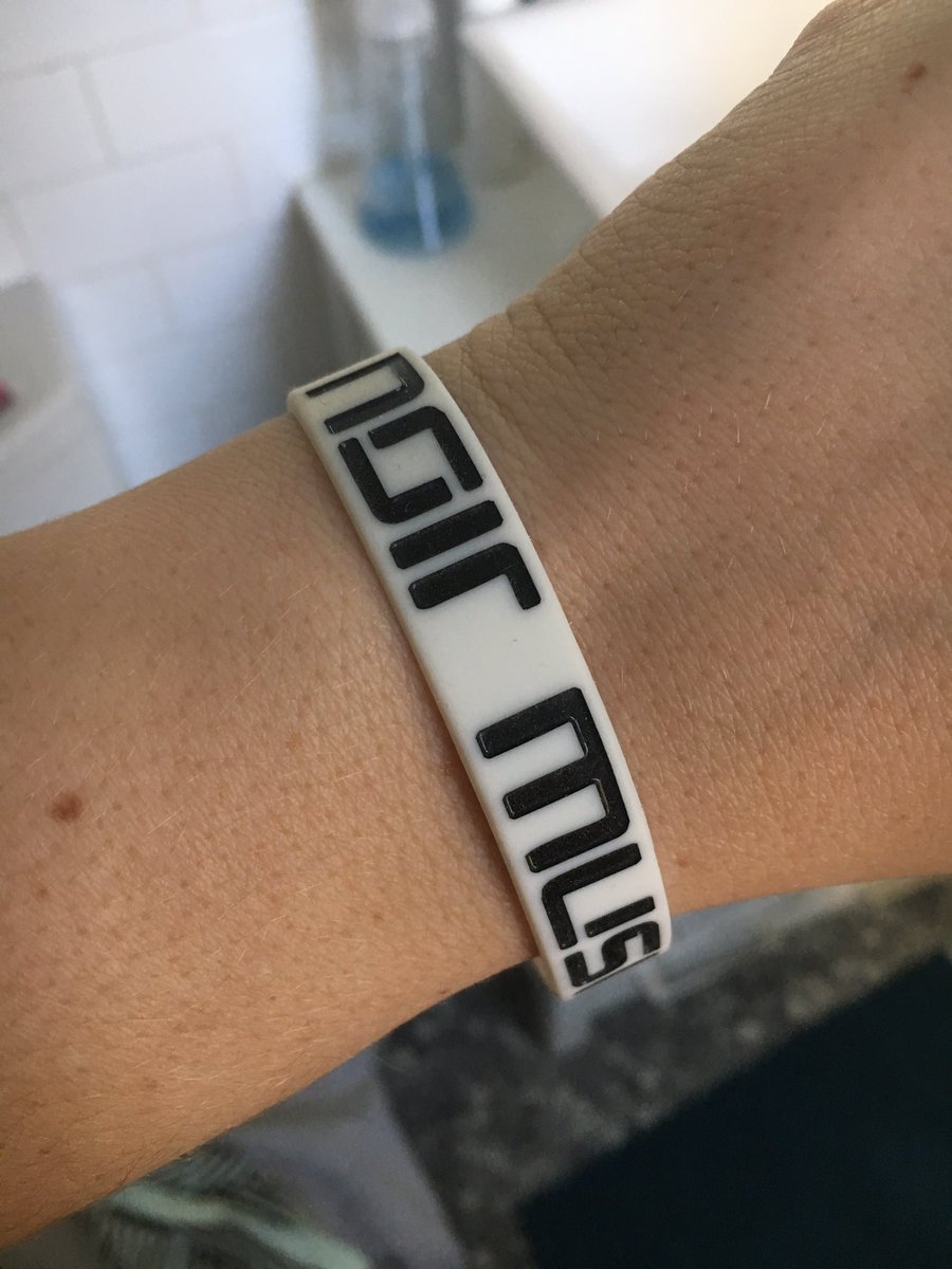 samantha1eigh1's tweet image. What an epic night @NoirMusic