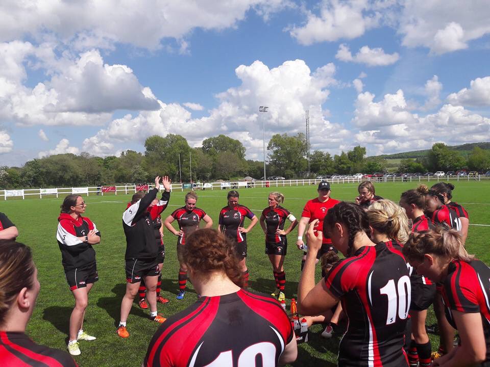 RockyClark_1's tweet photo. Fantastic display of rugby from @BucksRFUNews v @hertsrugby what a result #WomensRugby #BucksCountyWomen #TeamDisplay https://t.co/yTdjMp61uj