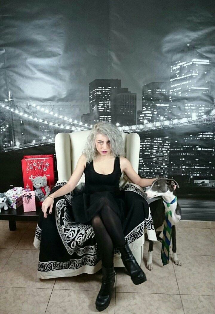 miare_bae's tweet photo. #FelizYConMiare Ella lo ama, el solo lo quiere para hacer daño https://t.co/UEbR1Rh9Gl