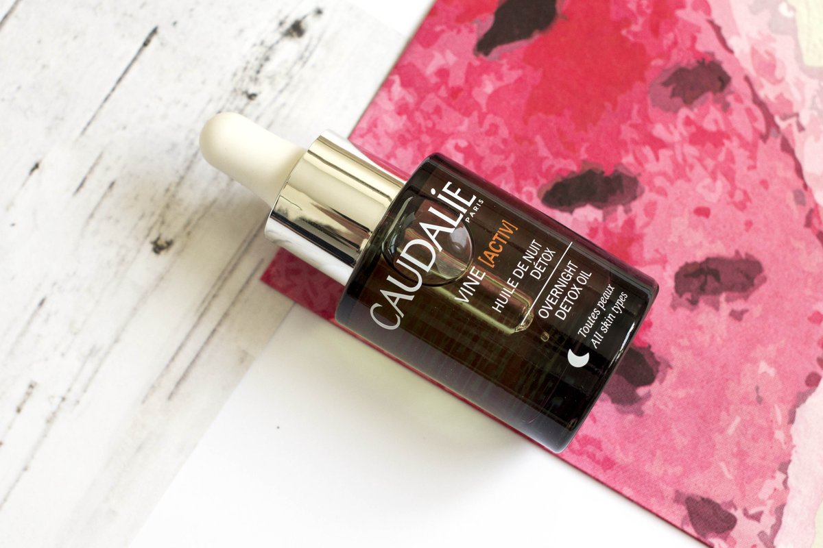 steph_smith100's tweet photo. Activate your glow! ⭐️🍇 Check out the stunning #VineActiv #skincare range from @CaudalieUK: https://t.co/3uYiDbYgKC 👈💁
#bbloggers #fblchat https://t.co/lPfp8o2I4l