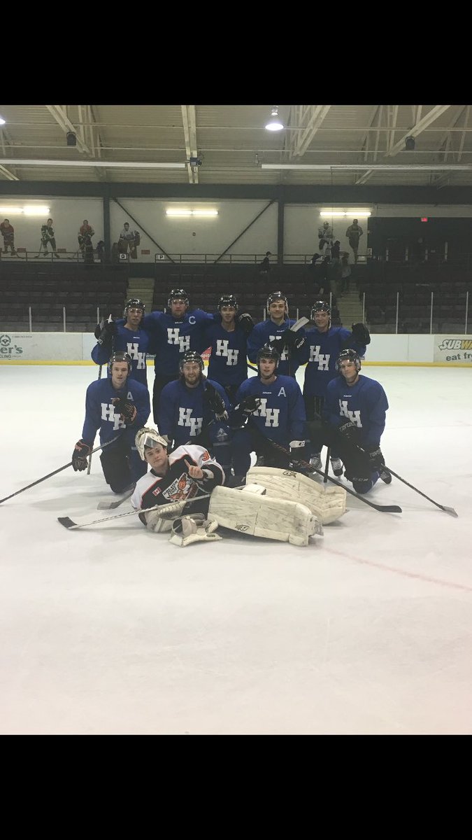 3v3Highlanders's tweet photo. 2017 U20 champs! #bluearmy 🔵⚪️ https://t.co/YrhR5Dwnz3