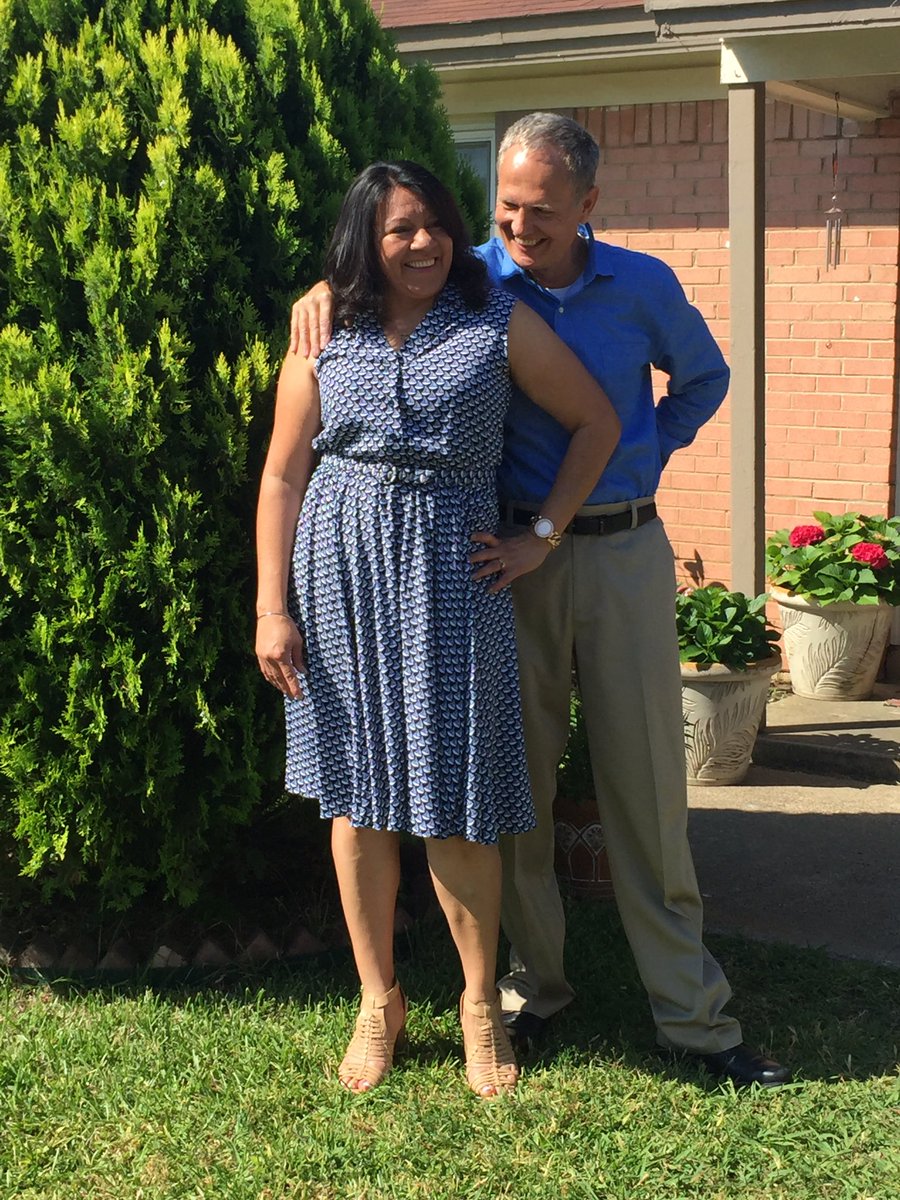 deanna_swindell's tweet photo. My mom always looks beautiful 😌 https://t.co/tp6KdqSzKj