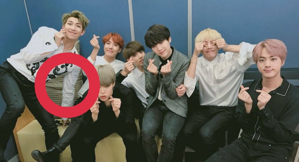 lovefortiddies's tweet photo. BITCH IDK 
#REMEMBERTHE8THMEMBER https://t.co/xUoQnQ7g5q