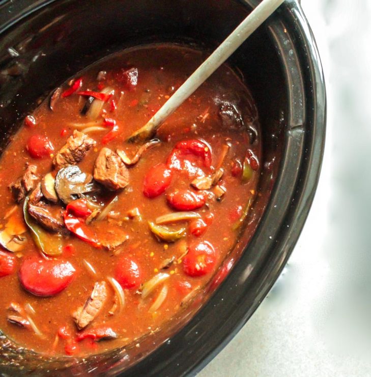 yumgoggle's tweet photo. Slow Cooker Pepper Steak #crockpotstew #crockpot #LisaGCooks #peppersteak #peppersteakstew https://t.co/DGqdIRSqdS https://t.co/c4ZsJgXzbR