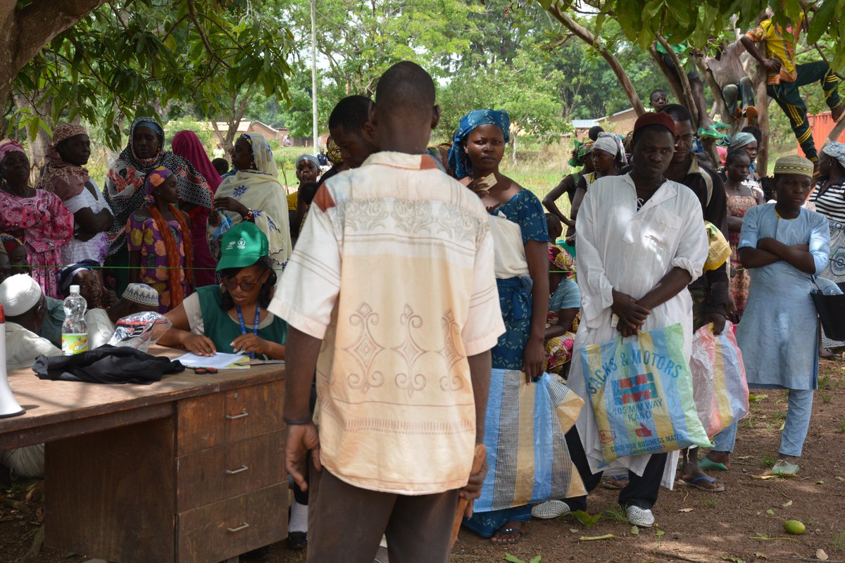 Adracameroon's tweet photo. Adra cameroun is  implementing a project to distribute food to vulnerable populations in rural district of Tibati since January 2017. https://t.co/8XRyfdaPyD
