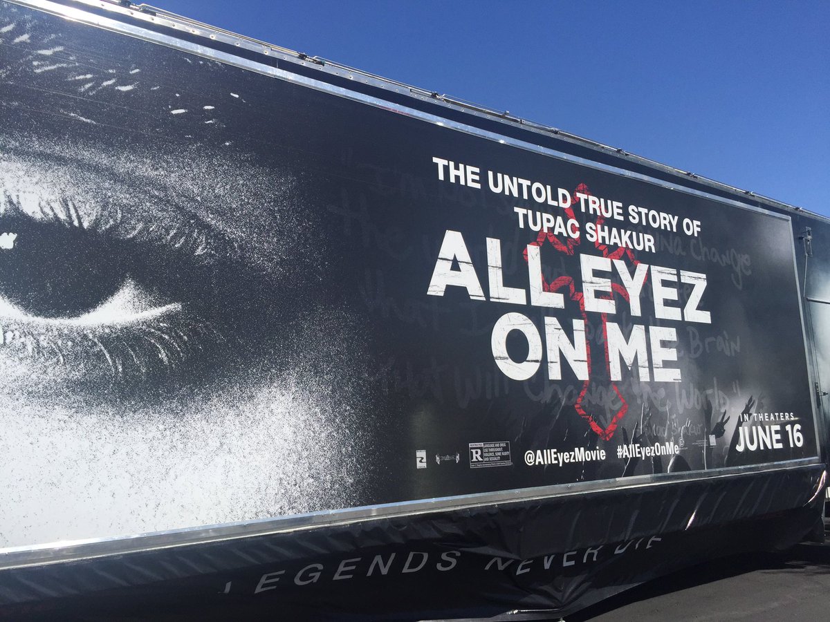 LilyBugFashion's tweet photo. @alleyezmovie #AllEyezOnMeMovie https://t.co/Lzek04F6jq
