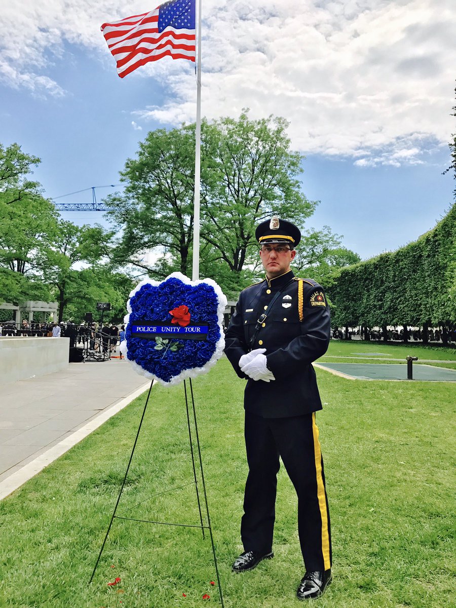 DPA_PoliceAssoc's tweet photo. How we honor our fallen in D.C. #NeverForgotten https://t.co/5PAuTcacqD