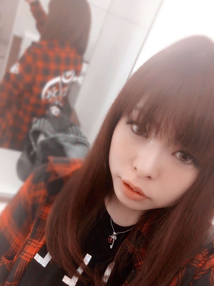 _ay_2_'s tweet photo. カラーしてきたぁ！！
赤！
赤茶予定が赤www

#KRY
#KRYstyle
#KRY狂 https://t.co/AG0aelCtEE