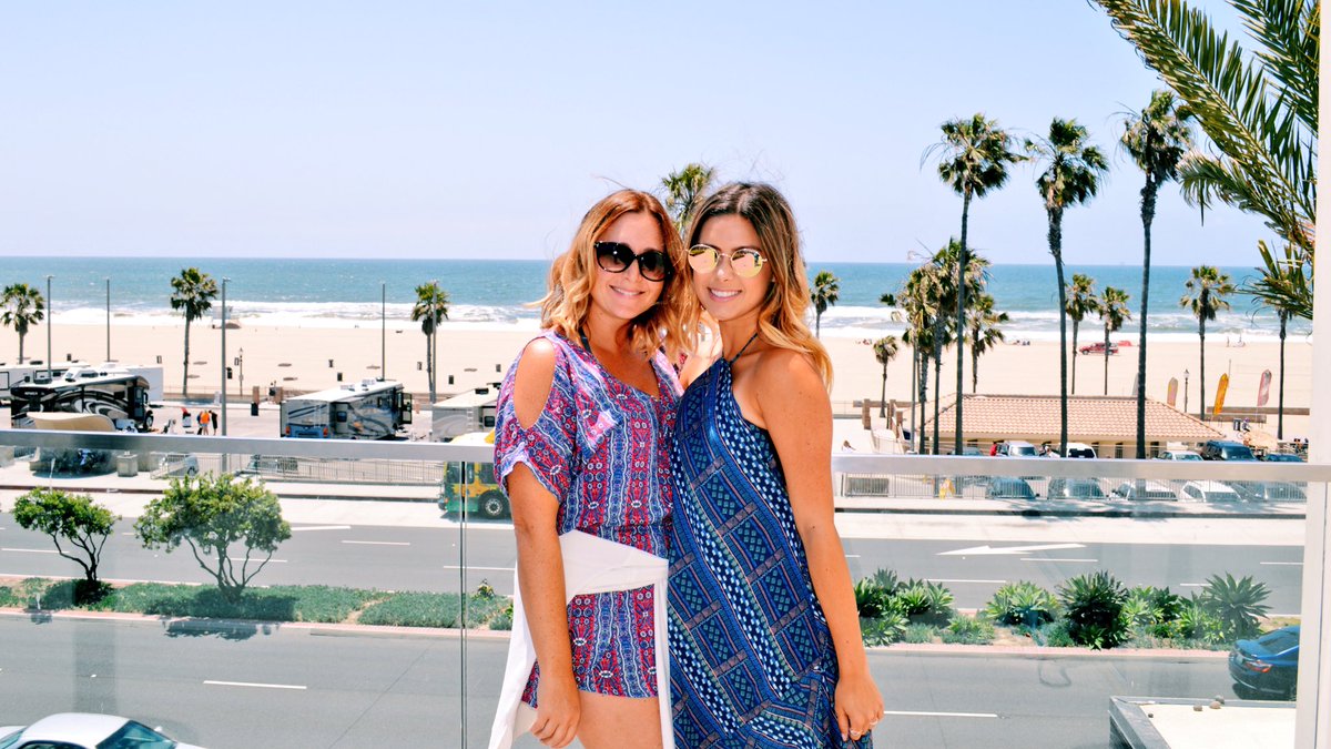 Happy Mothers' day to our beautiful mamas! We love you so much and are so thankful to have you💋