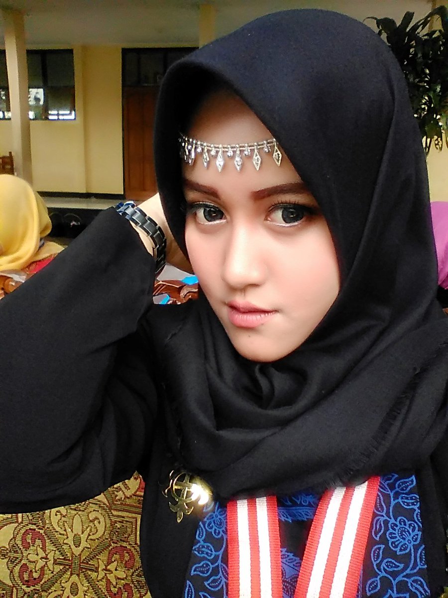 Yuli_Mulyati's tweet photo. Assalamualaikum.
Sampurasun..
Mugia urang sadaya aya dina kabarokahan Gusti Allah SWT.
Aamiin ya rabbal alamin 😘 https://t.co/25pkYV4etK