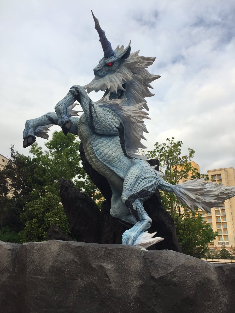 Seipiyo's tweet photo. モンスターハンターザリアル良すぎたなぁ… https://t.co/6wge7C7sb5