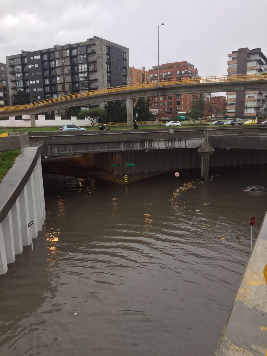 MONYRODRIGUEZOF's tweet photo. Deprimido... se inundó de tanto llorar https://t.co/onOMz8P52c