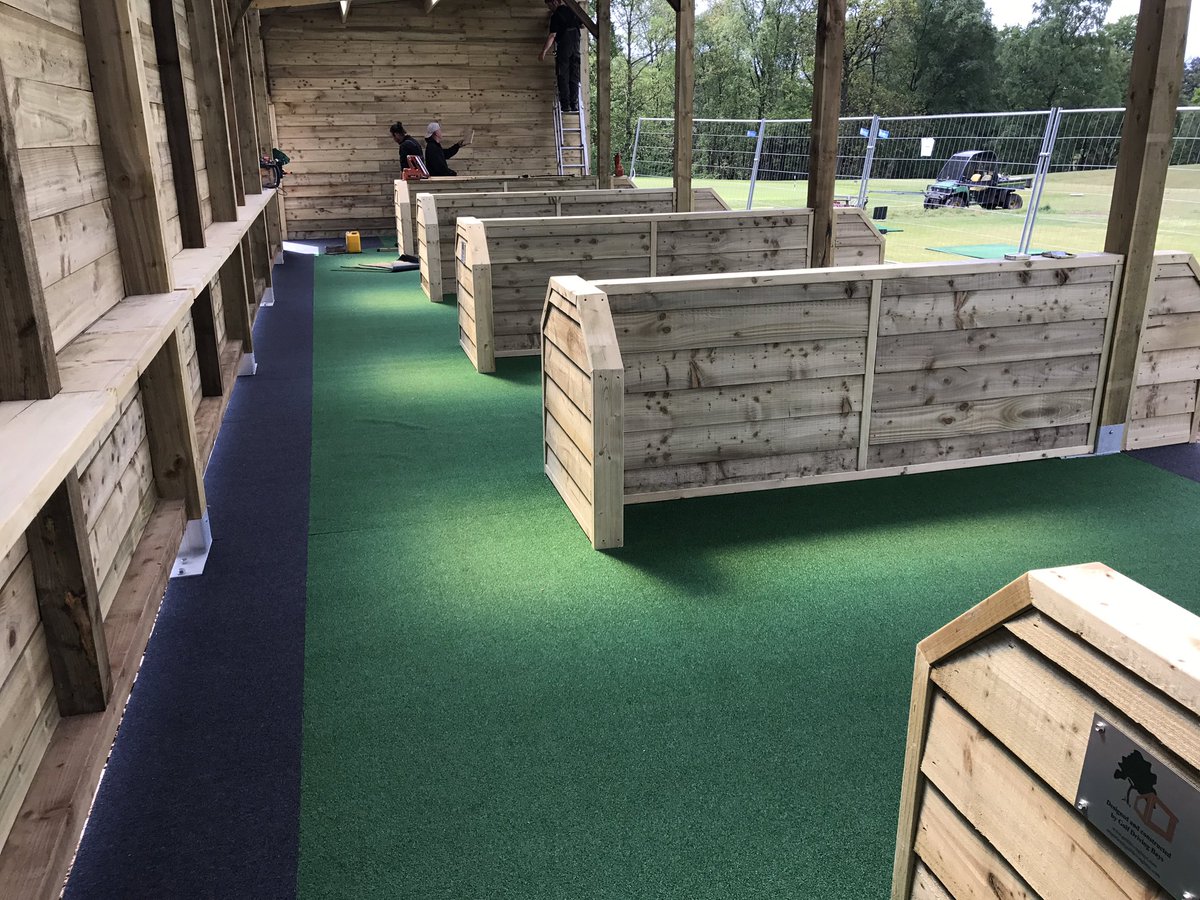 Handyandybays's tweet photo. God I'm good. #masterjoiner #masterbuilder #joinery #drivingrange https://t.co/utlLit2p2K