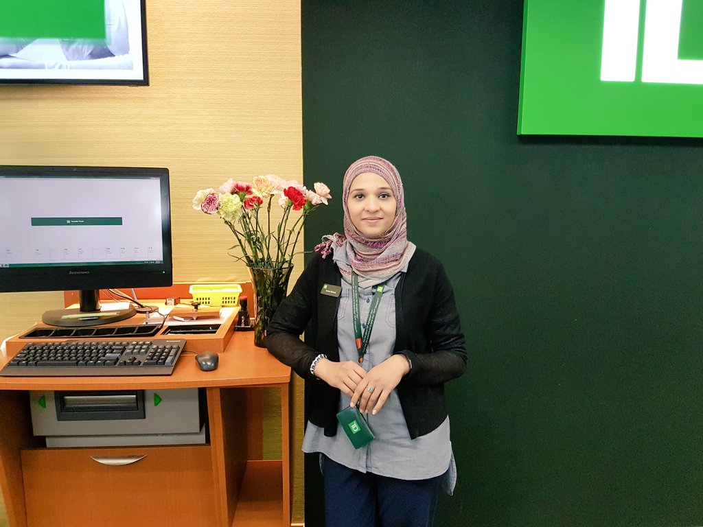 TD Stony Plain celebrating Mother's day! 😊 #htww1 <a href="/JessicaLeach_TD/">🥬</a> @BrianGervais_TD @absmitherz @JDerrick_TD <a href="/KZittlaw/">Kathryn Zittlaw</a> <a href="/ChoucairRima/">Rima</a>