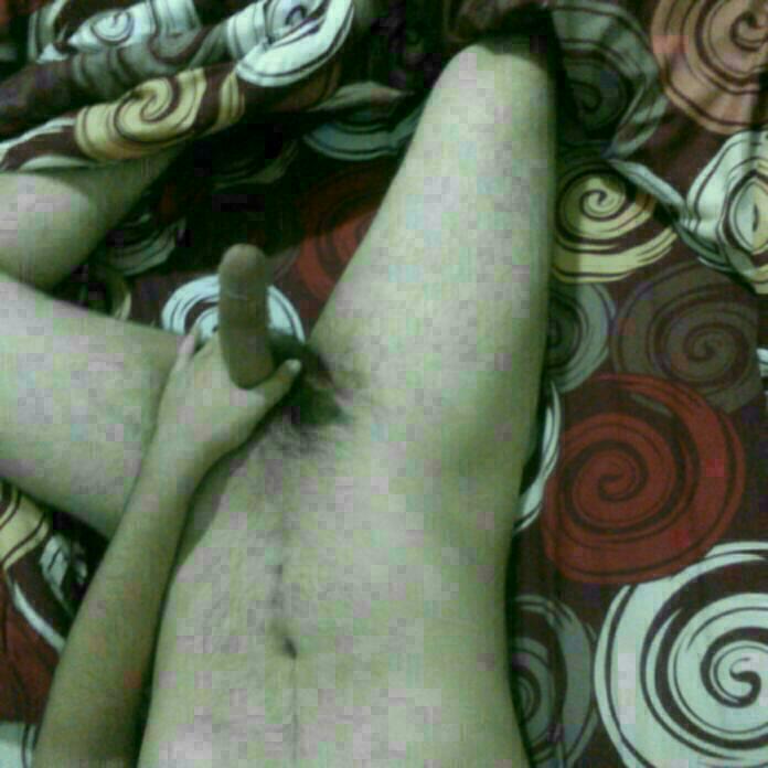 f7all678's tweet photo. @Renad1812 لا حبي تعالي زبي يريحك https://t.co/J6ZoVFSuzO