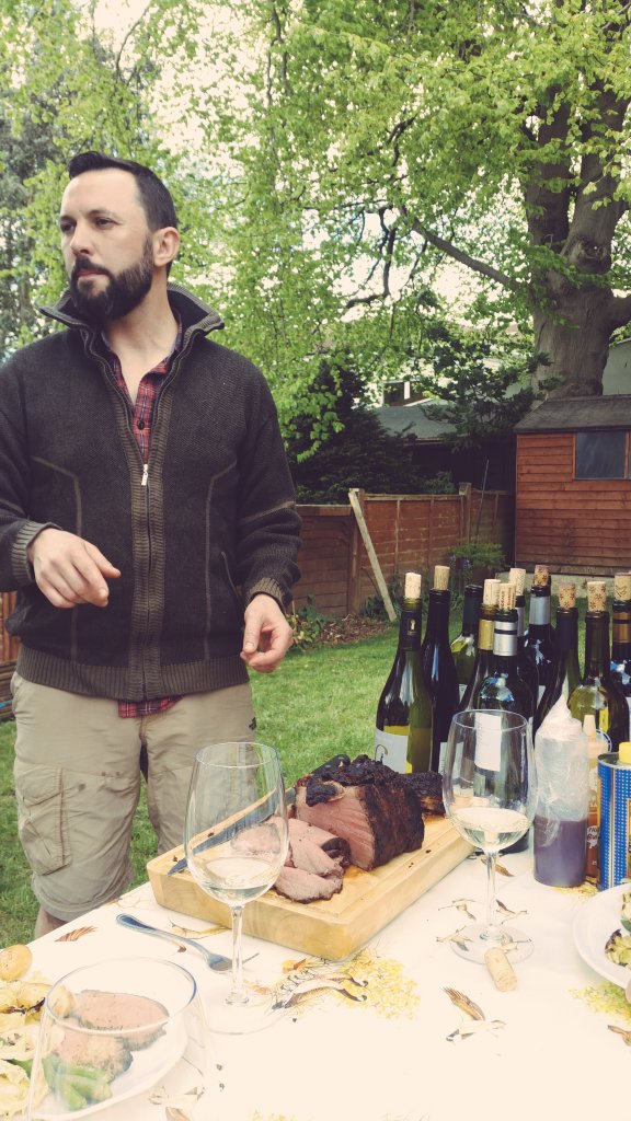 Comparing different cuts of beef. Yes please. <a href="/brisketandbrl/">Brisket & Barrel Sevenoaks</a> providing the good stuff and soon to be opening in #Sevenoaks